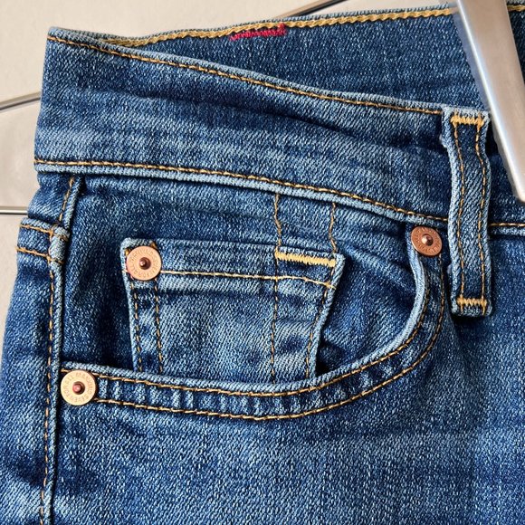 Gently Worn, but Lovingly Cared For, 7 For All Mankind the Skinny Jeans - Picture 6 of 13